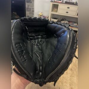 Wilson Black Leather Catcher's Mitt A360 31 1/2” a03rb17 cm315 baseball
